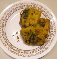 Crispy bread pakora squares